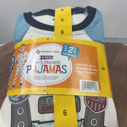 4-pieces Boy’s Favorite Pajamas