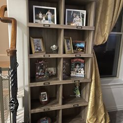Bookshelf