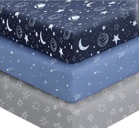 Baby Crib sheets 3 for $10 Like New