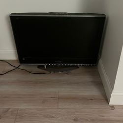 Panasonic TV - Used 