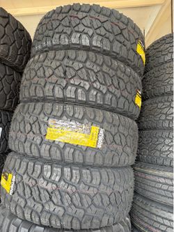 🚨🚘Vendo set de llantas Lt 35x12.50 18 heaway tires R/T