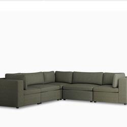 Destin Sutton 5-Piece Sectional City Furniture 