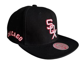 Chicago White Sox COOPERSTOWN COLLECTION MITCHELL & NESS Snapback Cap - OSFA