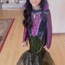 Halloween  Costumes Size 7-8 Year 