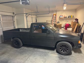 1990 Nissan Pickup