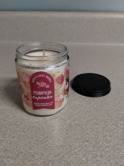 Bath & Body Works Pumpkin Cupcake Candle
