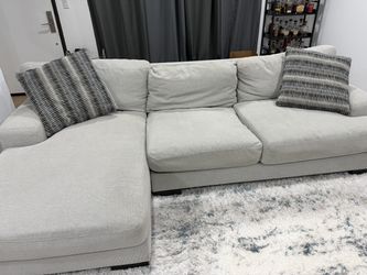 Living Spaces Aidan IV Sectional with Chaise