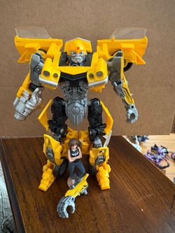 Transformers Bumblebee Action Figure with Human Figure