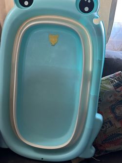 Foldable Baby Bathtub Frog Design