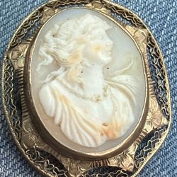 Cameo 