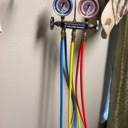 manometro yellow jacket.   r410 y r32