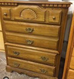 Vintage Dredser, solid oak 5-drawer chest