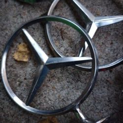 Mercedes Benz Emblem 🔱