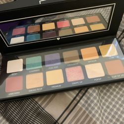eyeshadow palette brand new