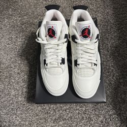 Jordan 4 Flight Club