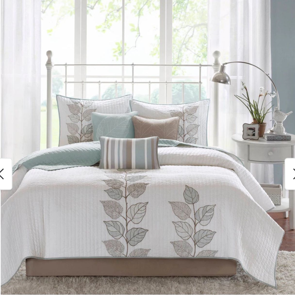 NEW Madison Park Rochelle 6 Piece Embroidered Quilt Set with Throw Pillows