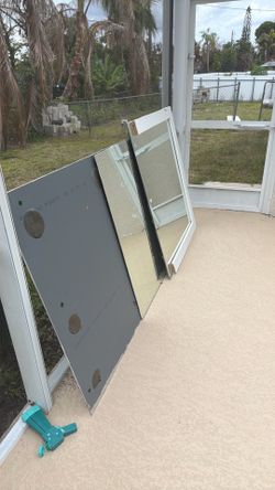 Free mirrors