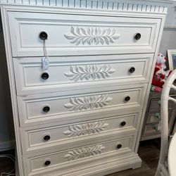 White Wood Dresser, Chest Of Drawers