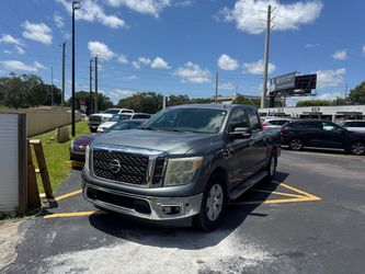 2017 Nissan Titan