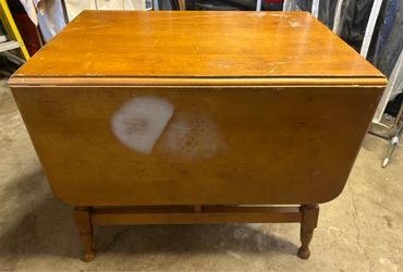 Solid maple drop leaf table