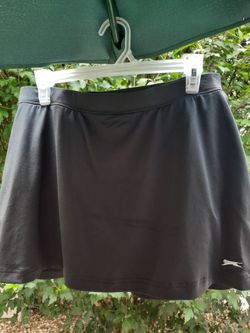 Slazenger ladies black skort large