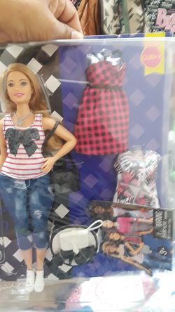 Fashionista Barbie Curvy