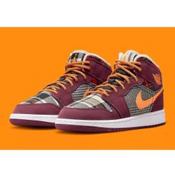 Nike Air Jordan 1 Mid SE "Night Maroon/Black/White/Total Orange" Big Kids' Shoes