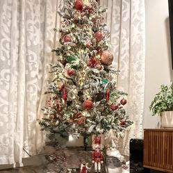 7.5ft Frosted Christmas Tree With Lights !!! Move Out Sale!!!