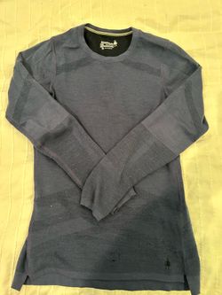 Women’s classic Smartwool merino base layer