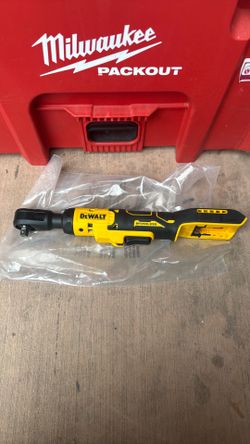 Dewalt Brushless 3/8 ratchet (cat no. DCF513) (NEW)