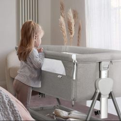 Cowiewie Bassinet Bedside Sleeper ZK007 – Adjustable Baby Crib & Caddy