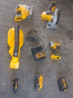 Dewalt tool ,batterys and charger