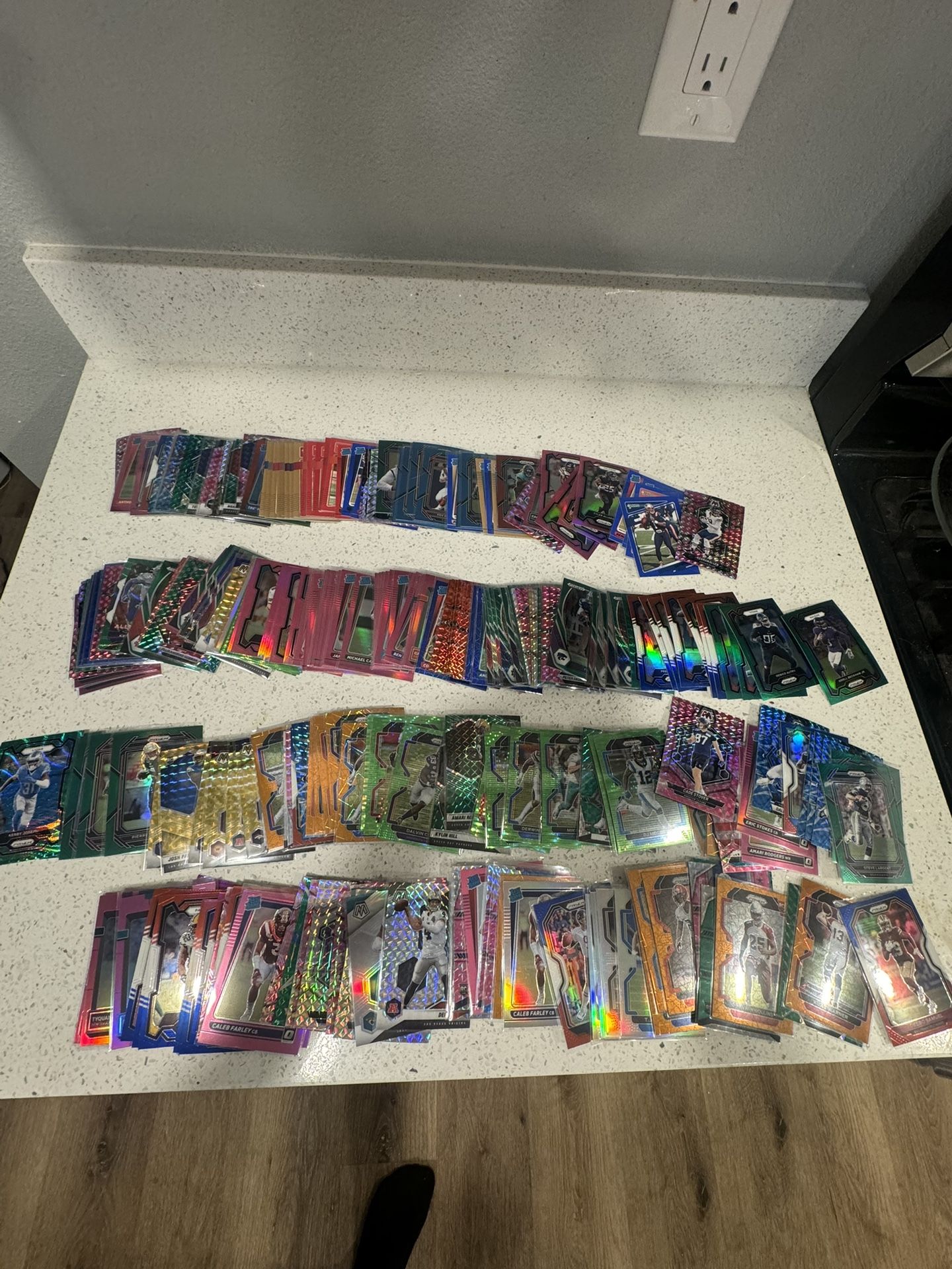 300 + Nfl Football Sport Card Parallels