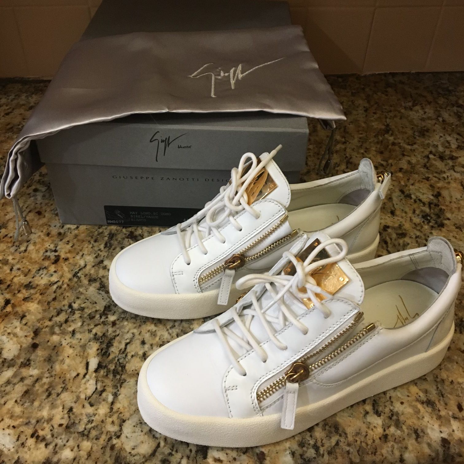 Outlet Shoes Giuseppe Zanotti Collection White Giuseppe Zanotti 
