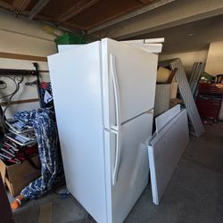 Whirlpool Apartment Refrigerator