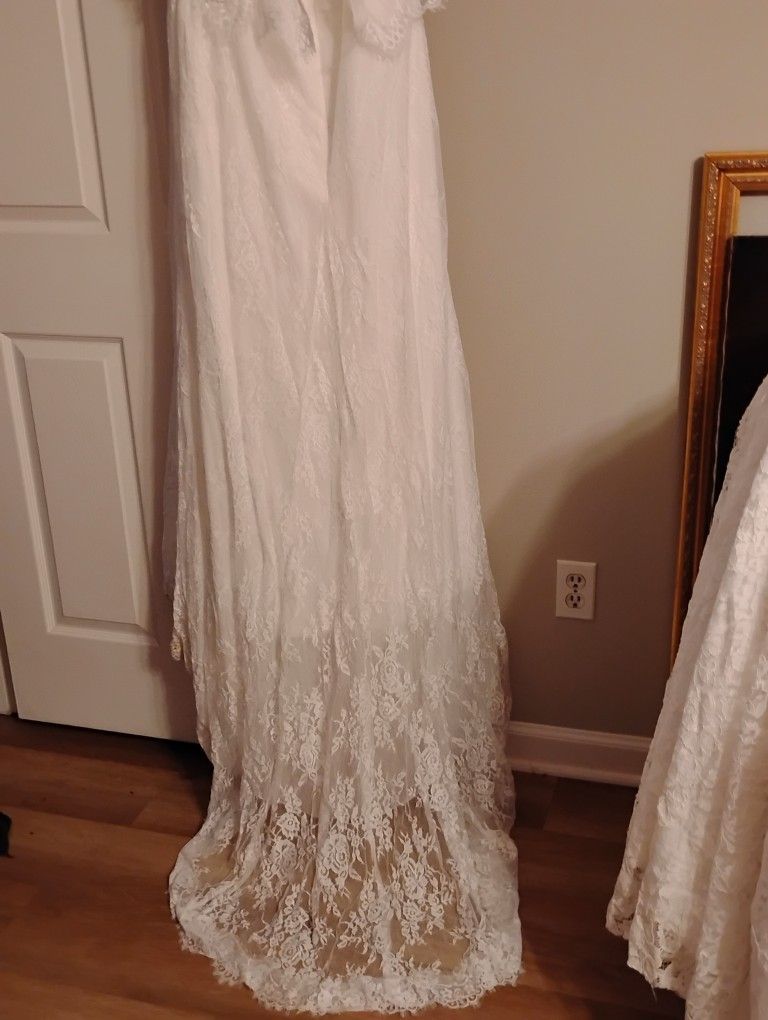 Beautiful bohemian Dress Odd White