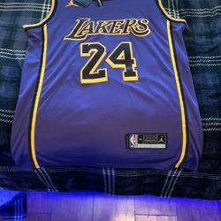 Kobe Bryant Jersey