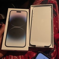 iPhone 14 Pro Max