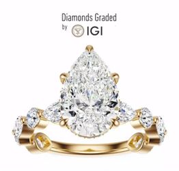 14k Yellow Gold 2.7Ct Lab Pear Diamond Engagement Ring.