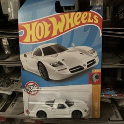 Hot Wheels Nissan R390 GTI White