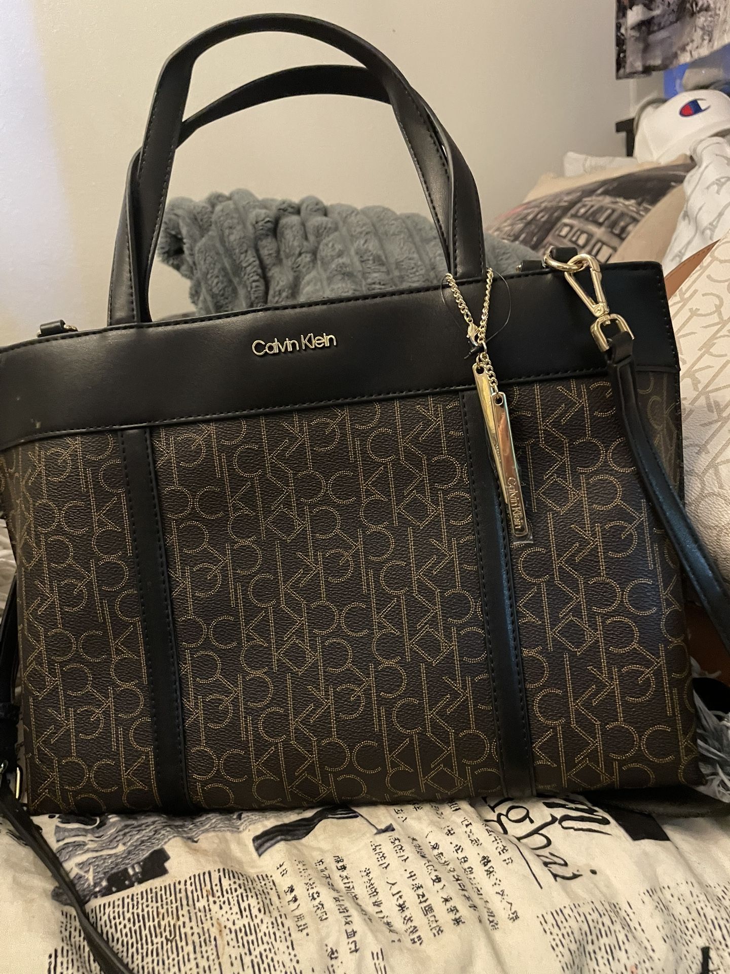 Calvin Klein medium, oversized purse with wallet, dark brown, and coffee color absolutely new