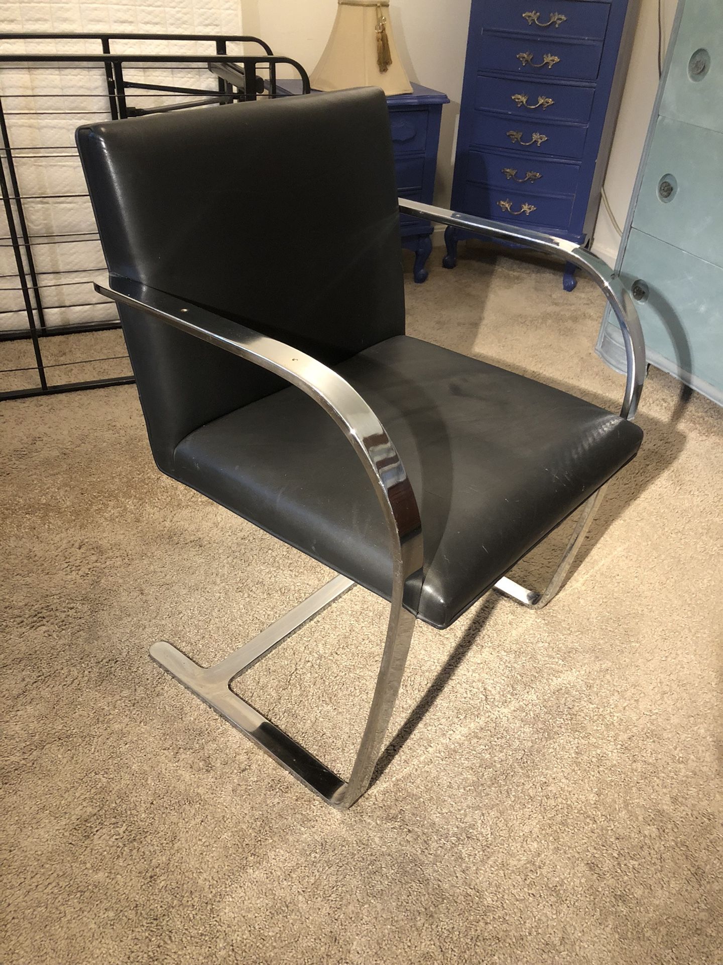 MAKE AN OFFER!  Antique Authentic Knoll Brno Side Chair In Excellent Condition!