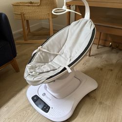 4moms Mamaroo