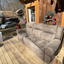 Clean Electric Couch 