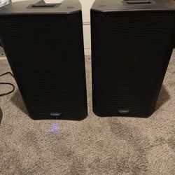 QSC K12 Dj Speakers 