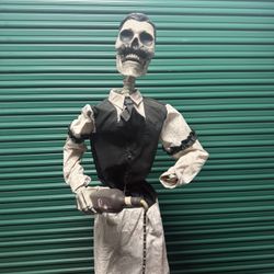 Bar Tender Animatronic