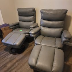 2 Reclining Chairs With foot stools 