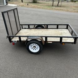 4/7’ Tractor Supply Utility Trailer.  