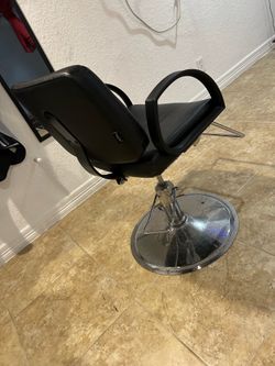 Barber chair