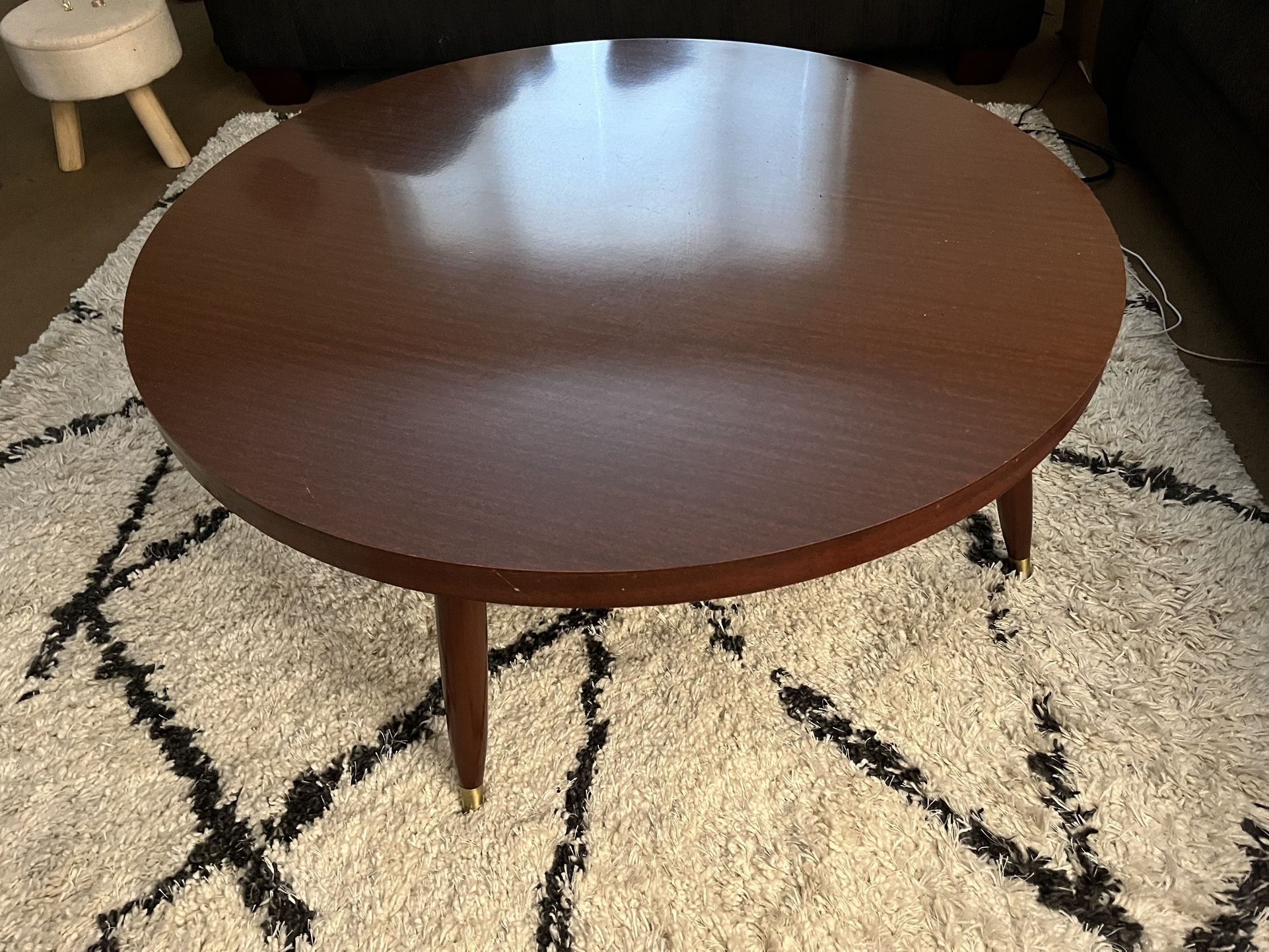 Coffee Table & Rug